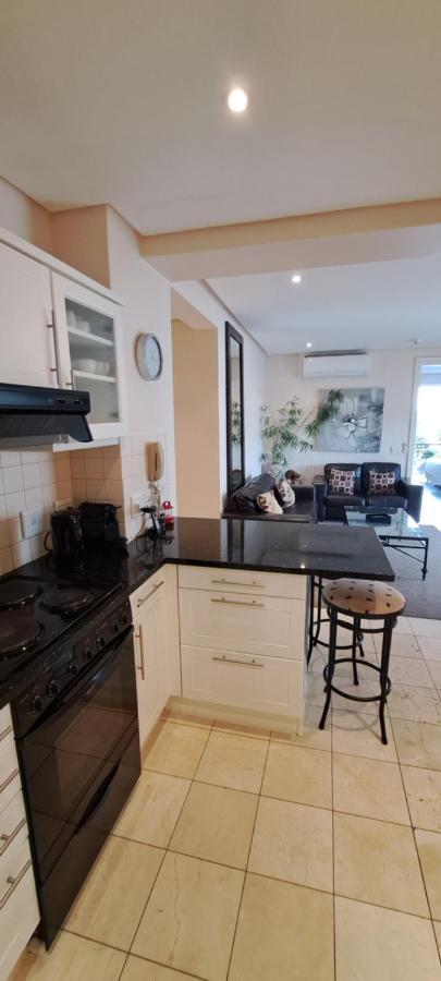 V&A Waterfront Marina Family Apartment 101 Altmore Cape Town Bagian luar foto