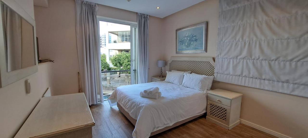 V&A Waterfront Marina Family Apartment 101 Altmore Cape Town Bagian luar foto