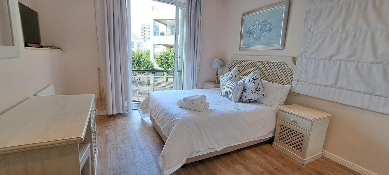 V&A Waterfront Marina Family Apartment 101 Altmore Cape Town Bagian luar foto