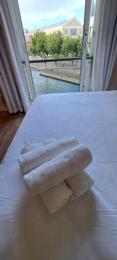 V&A Waterfront Marina Family Apartment 101 Altmore Cape Town Bagian luar foto