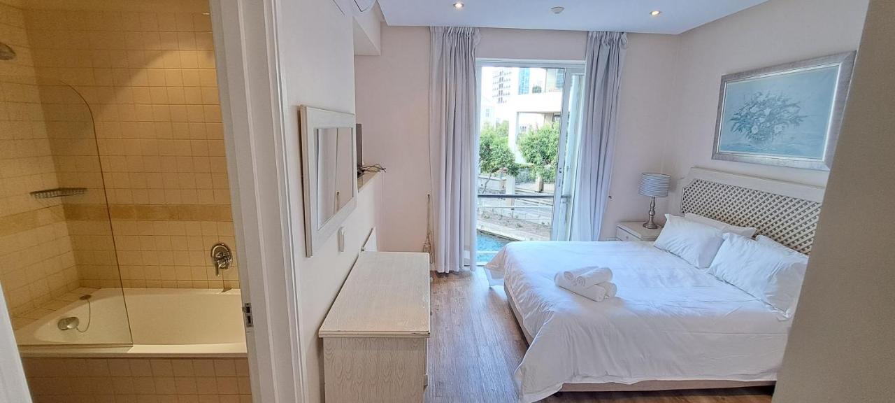 V&A Waterfront Marina Family Apartment 101 Altmore Cape Town Bagian luar foto