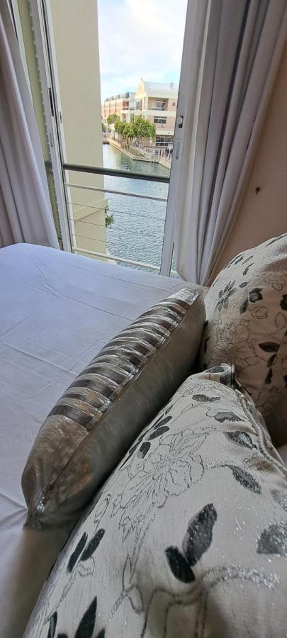V&A Waterfront Marina Family Apartment 101 Altmore Cape Town Bagian luar foto
