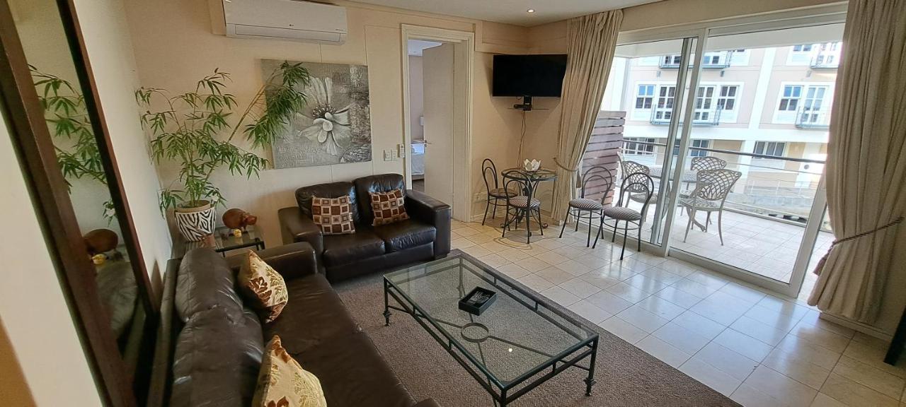 V&A Waterfront Marina Family Apartment 101 Altmore Cape Town Bagian luar foto