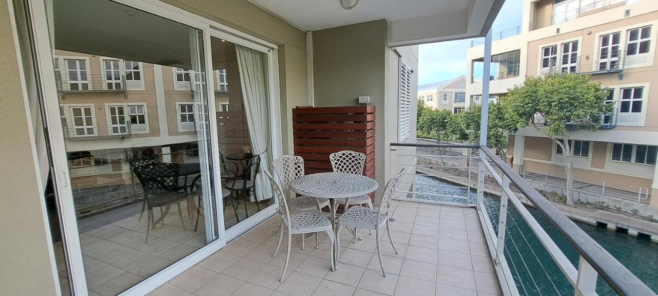 V&A Waterfront Marina Family Apartment 101 Altmore Cape Town Bagian luar foto