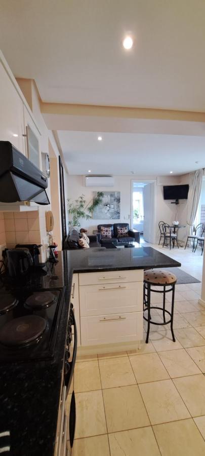 V&A Waterfront Marina Family Apartment 101 Altmore Cape Town Bagian luar foto